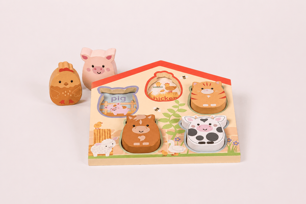 Дървен пъзел „Ферма“ с форми (Farmyard Barn Shape Puzzle)